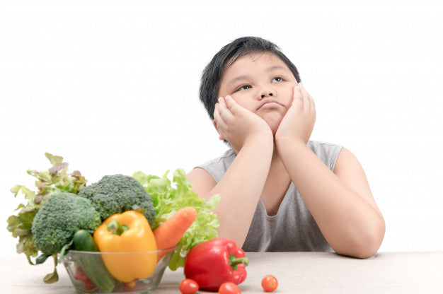 Mi hijo no quiere comer, ¿puedo darle proteína en polvo?