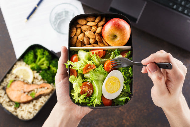 Como regresar al trabajo con una dieta saludable